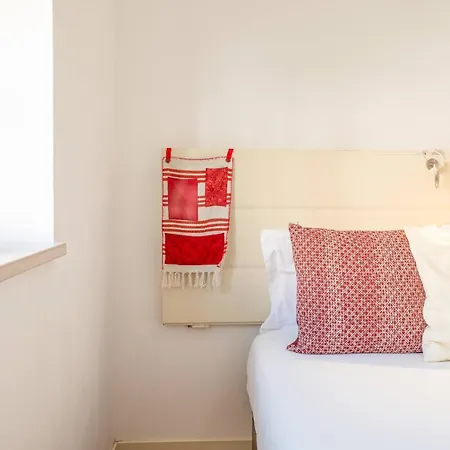 Guestready - Machado Castro Near Santos-o-novo Apartment *