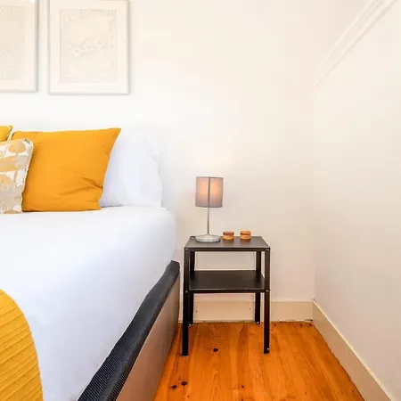 Guestready - Machado Castro Near Santos-o-novo Apartment