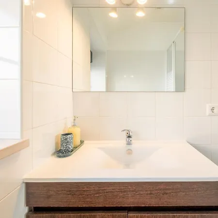 Apartment Guestready - Machado Castro Near Santos-o-novo *