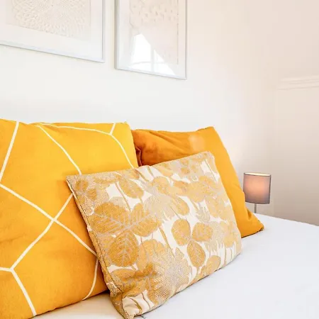 Guestready - Machado Castro Near Santos-o-novo Apartment